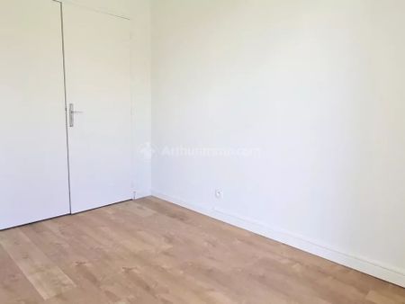 Location Appartement 4 pièces 85 m2 à Albi - Photo 3