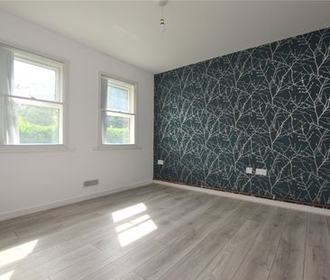 16, Whitehall Croft, Leeds, LS12 5NJ - Photo 1