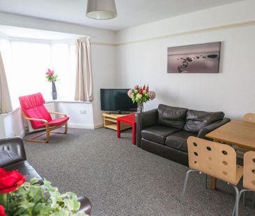 4 bedroom house to rent - Photo 3