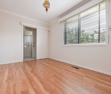 962 Station Street, BOX HILL NORTH - Photo 2