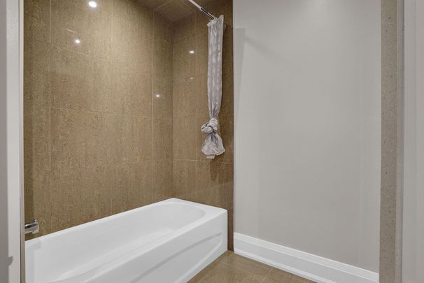 For Lease - 14 Rotherham Avenue Unit# Upper 2 Levels, Toronto, Ontario - Photo 1