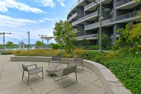 For Lease - 1 Edgewater Drive Unit# 217, Toronto, Ontario - Photo 3