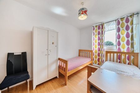 Casterbridge Road, London, SE3 - Photo 5