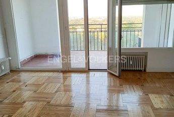 Barcelona, Catalonia 08810