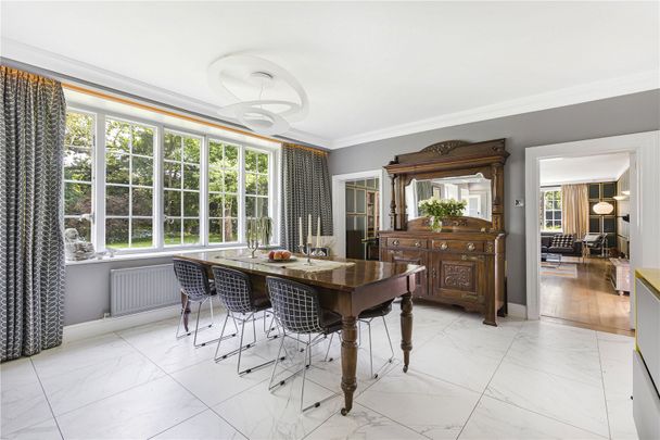 Woodcock Lodge, Epping Green - Photo 1