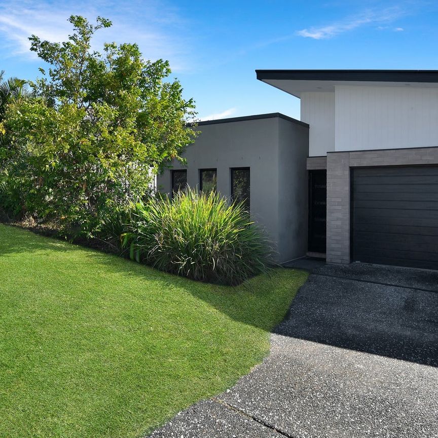 3-Bedroom Duplex in Augustine Heights - Photo 1