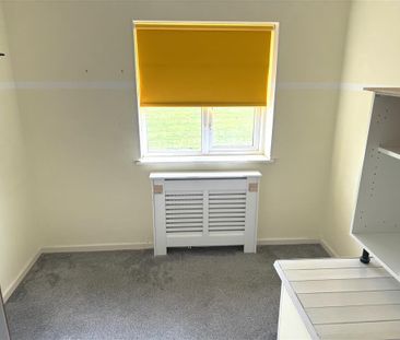 Coldhorn Crescent - Photo 2