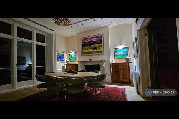 5 bedroom semi-detached house to rent - Photo 1