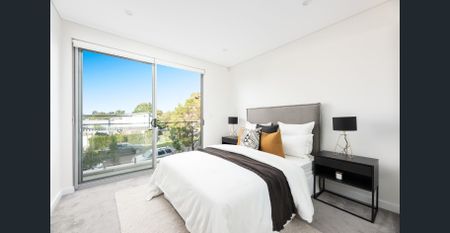 Modern Elegance - Photo 2