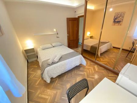 Calle del Doctor Bellido, Madrid, Community of Madrid 28018 - Photo 2