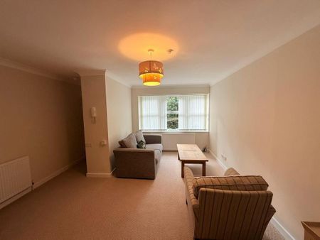 1 bedroom flat to rent - Photo 3