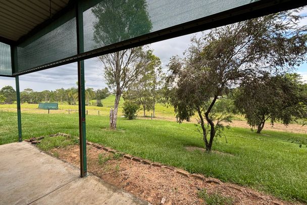 2460, Toowoomba - Photo 1