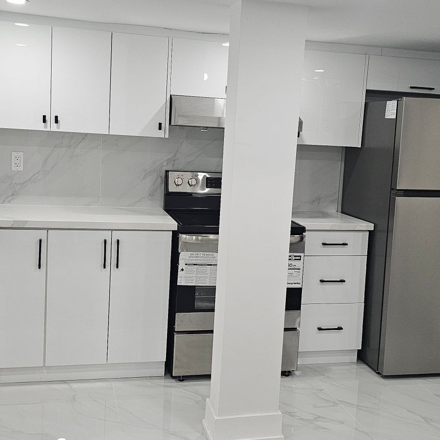 For Lease - 1296 Ellenton Crescent Unit# BASEMENT A, Milton, Ontario - Photo 1