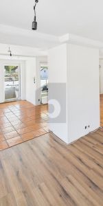 FRESHLY RENOVATED WITH A LARGE BALCONY - Photo 3