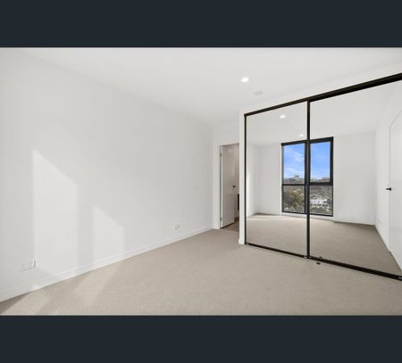 1019/145 Boundary Road, North Melbourne, Vic 3051 - Photo 2