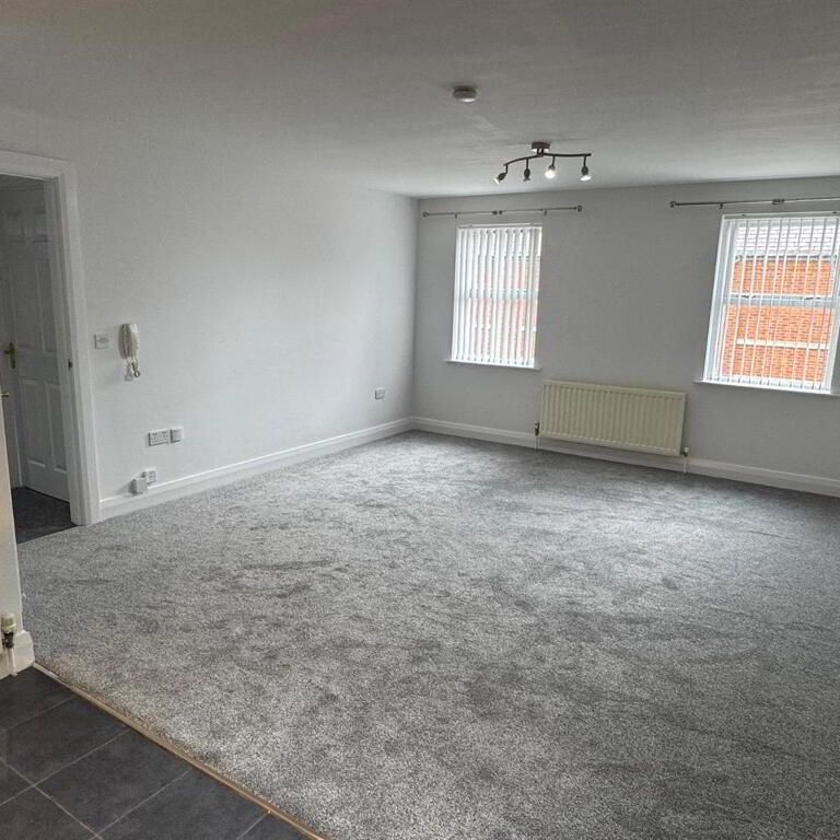 6 Lancasterian Court, Carrickfergus, BT38 7FF - Photo 1