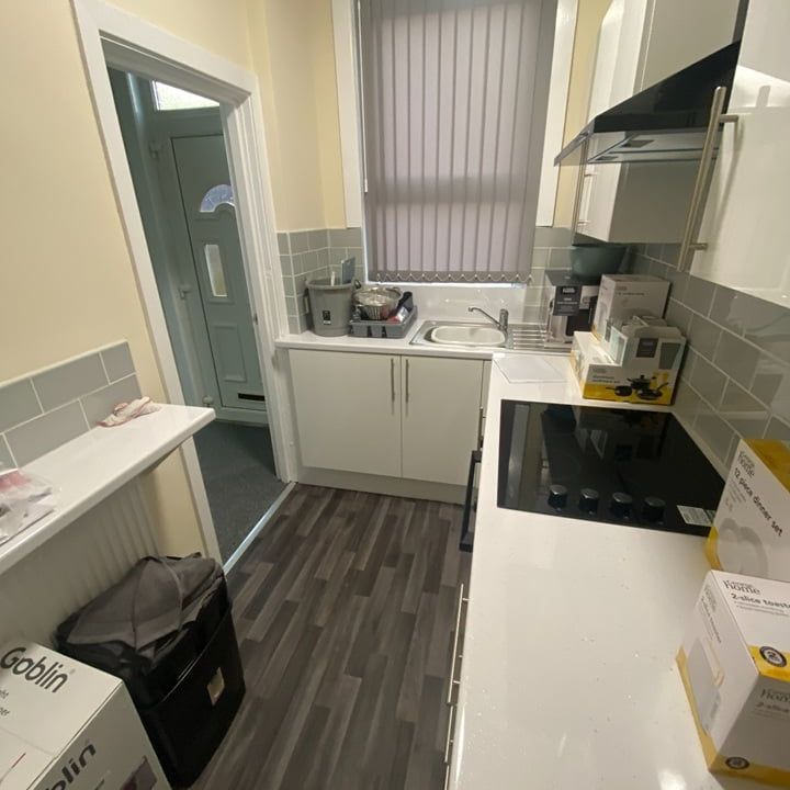 3 Bed Terraced House, Longroyd View, LS11 - Photo 1