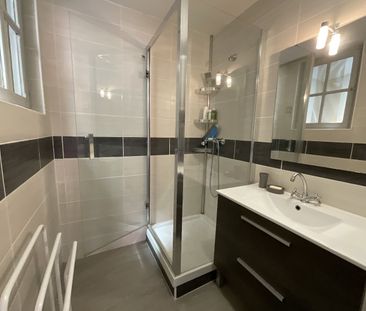 Location Appartement 2 pièces 45m² SETE 34200 - Photo 5