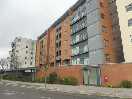 Altamar, Kings Road, SWANSEA - Photo 4