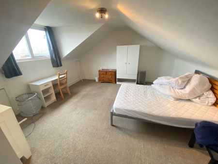 6 bedroom terraced house to rent - Photo 5