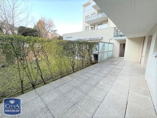 Location Appartement 3 pièces 62m² CHAMALIERES 63400 - Photo 1