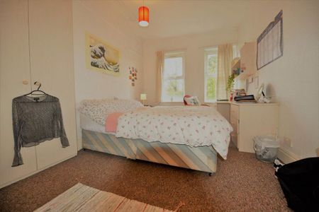 8 bedroom house to rent - Photo 3