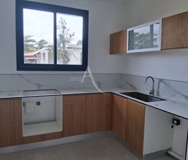 Location Appartement 76m² 3 pièces Fort de france - Photo 2