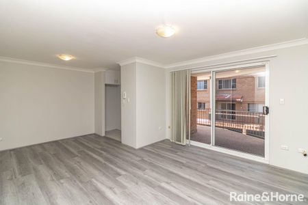 12/53-57 Good Street, Westmead, NSW 2145 - Photo 4