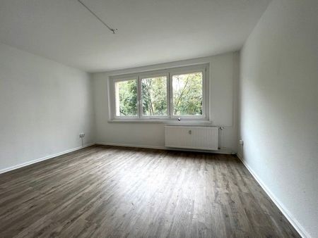 Familienfreundliche 3-Zimmerwohnung im 1.OG! - Photo 2