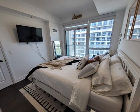 For Lease - 55 Speers Road Unit# LPH10, Oakville, Ontario - Photo 2