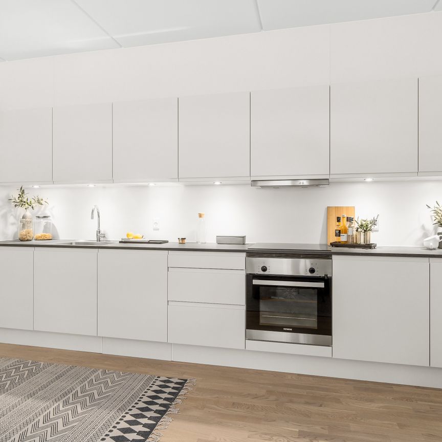 MODERNE LEJLIGHEDER I BÆREDYGTIGE RAMMER - Photo 1