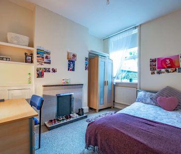 A stylish six bed property in a prime location. - Photo 5