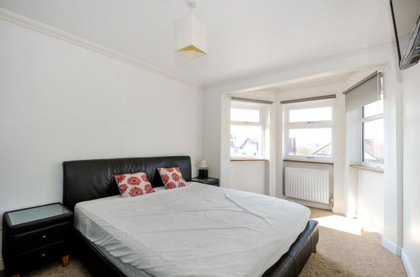 Hampden Way, Southgate, London, N14 - Photo 1