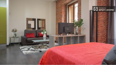 madrid, Community of Madrid 28004 - Photo 3