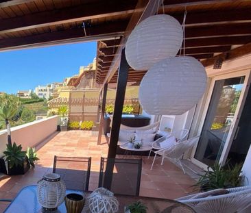 Luxury penthouse for rent in The Golden Mile, Spain - Photo 5
