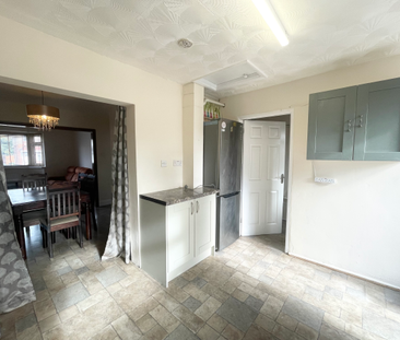 Westlea Road, Leamington Spa, CV31 - Photo 1