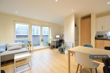 2 bedroom flat to rent - Photo 2