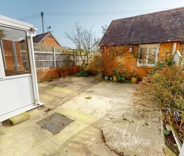 3 bedroom cottage to rent - Photo 1