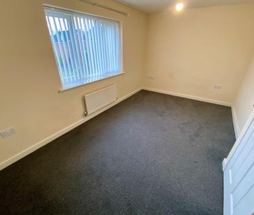 Moon Crescent, Coventry - Photo 5