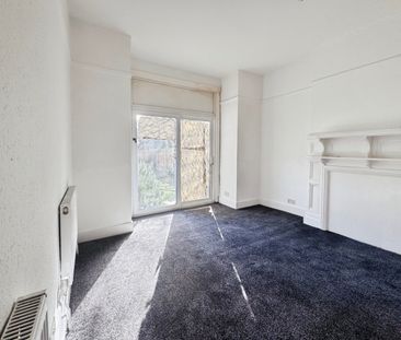 Southchurch Avenue, Southend-On-Sea - Photo 2