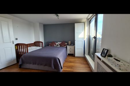 2 Bed Penthouse, Bramley Crescent, IG2 - Photo 5