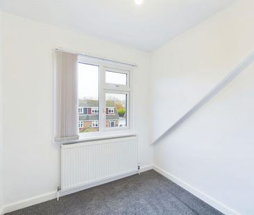 4 bedroom detached house to rent - Photo 3