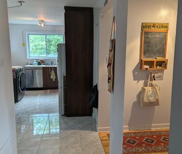 4 1/2 à louer 1er août Vieux Longueuil - Photo 4