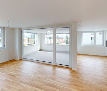 Stilvolle 3.5-Zimmerwohnung im Erdgeschoss mit grosszügigem Sitzpla... - Foto 2