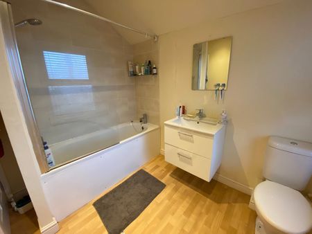 2 Bed Semi-Detached House, Exchange Road, NG2 - Photo 5