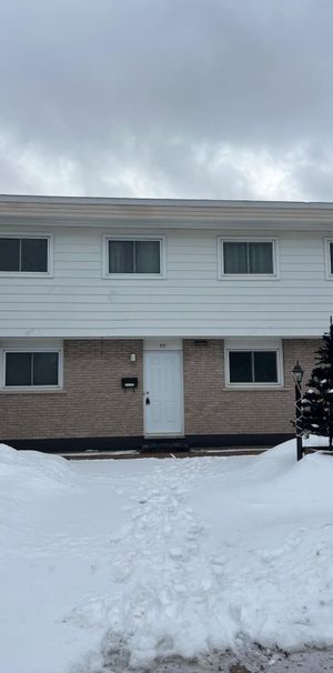 For Lease - 55 Hadley Circle, Bells Corners and South to Fallowfield, Ontario - Photo 1