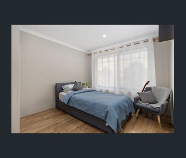 Spacious Family Home in Quiet Location – 32 Tintagel Loop, Orelia W... - Photo 5