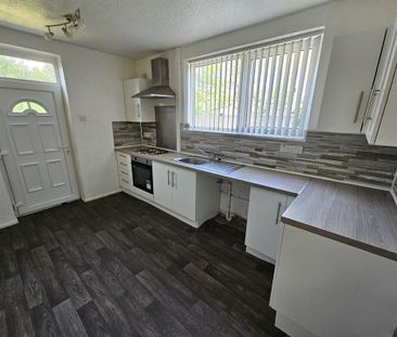 2 bedroom end of terrace house to rent - Photo 6