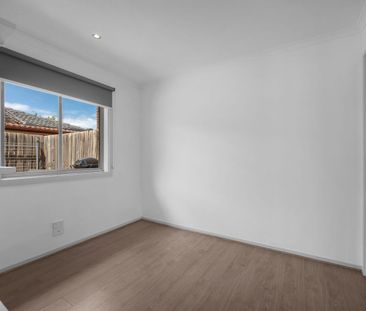 LOW MAINTENANCE FAMILY HOME - Photo 3