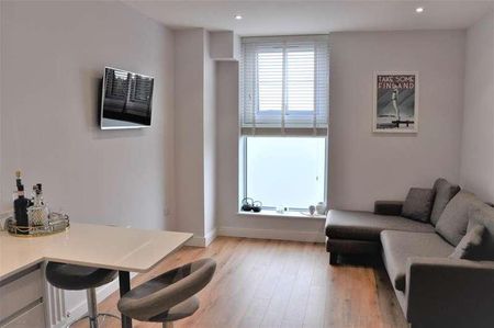 Albany Gate, Hertfordshire, EN6 - Photo 2